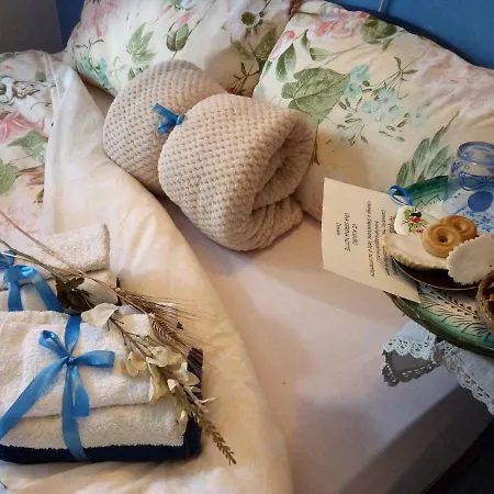 Casa D' Artista Bed & Breakfast 4*