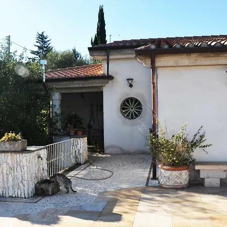 Casa D' Artista Nocleg ze śniadaniem Ozieri