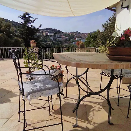 Bed & Breakfast Casa D' Artista Ozieri